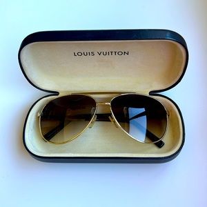 Louis Vuittton Aviator Sunglasses